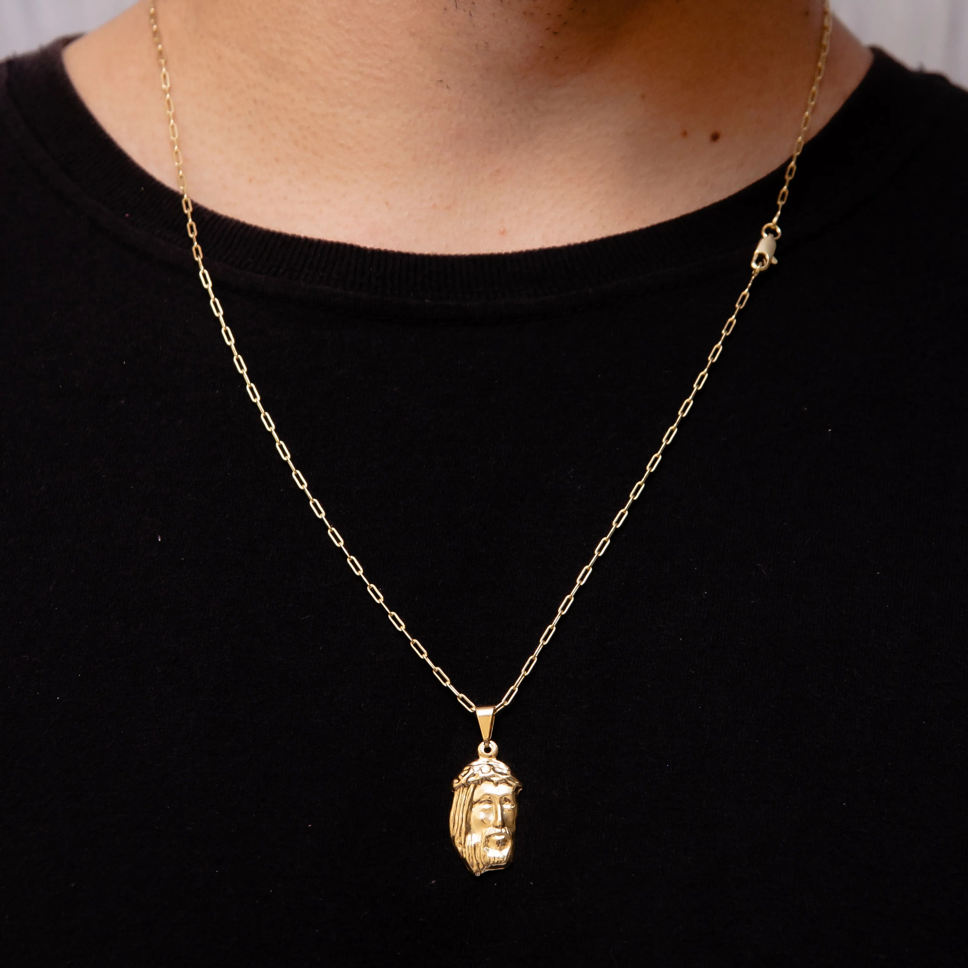 Corrente Elo alongado 2mm com pingente Face Banhado a Ouro 18k