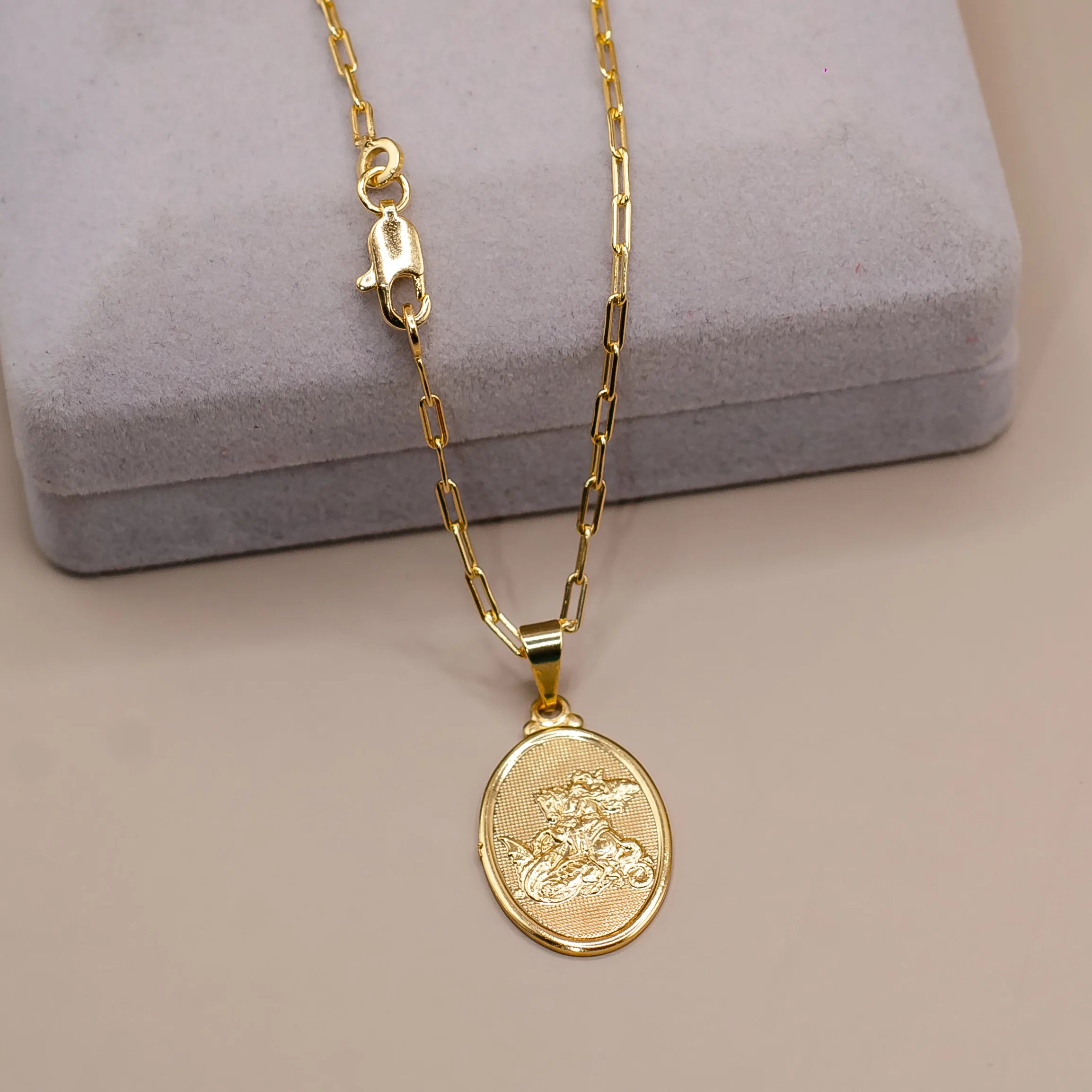 Corrente Elo alongado 2mm com Pingente São Jorge Banhado a Ouro 18k