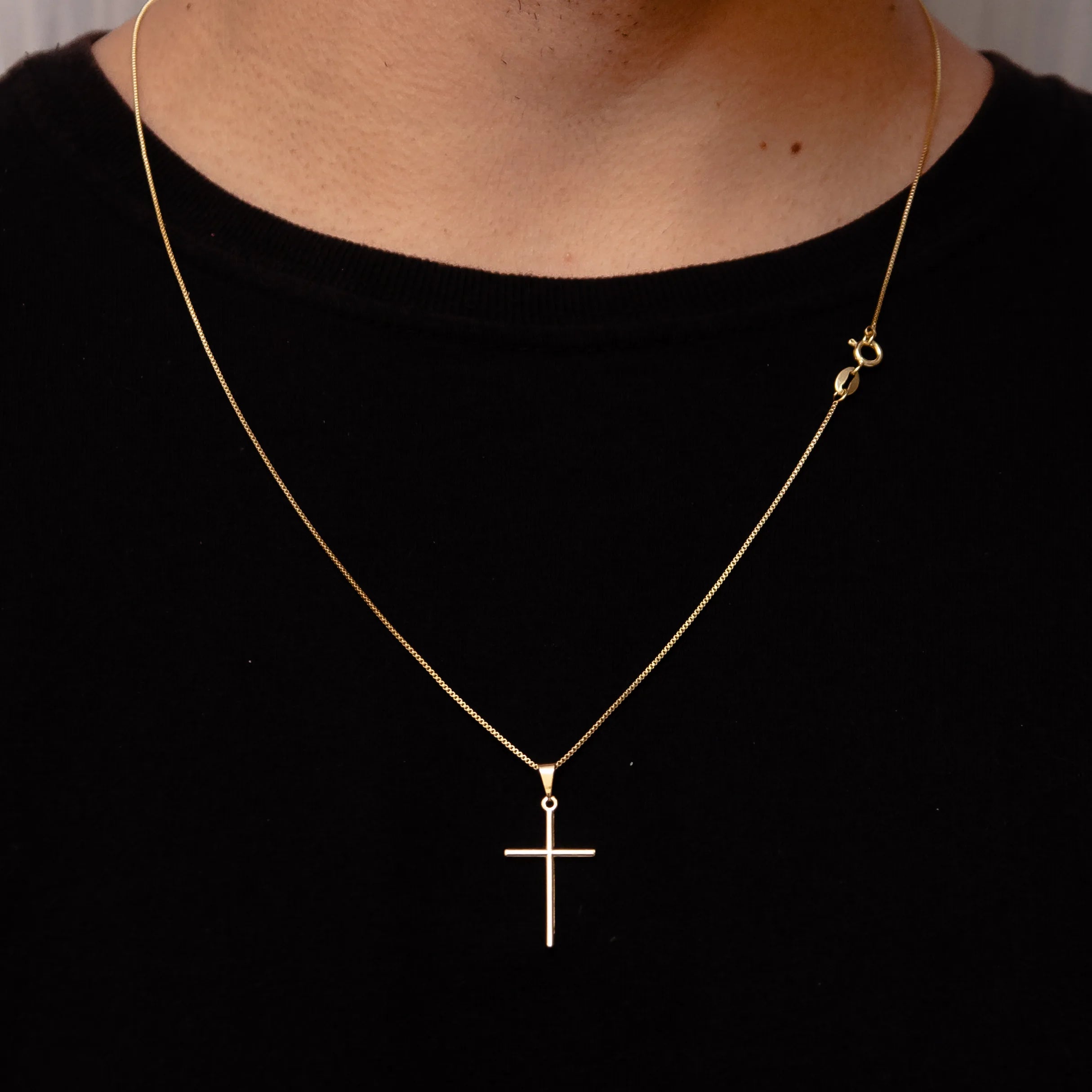 CORRENTE VENEZIANA 1MM COM CRUZ PALITO BANHADO A OURO 18K